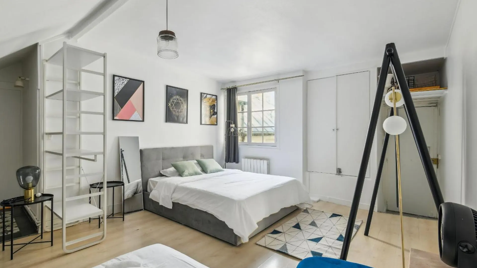 Pont Neuf & Jardin Du Luxembourg - Cityapartmentstay Apartamento París